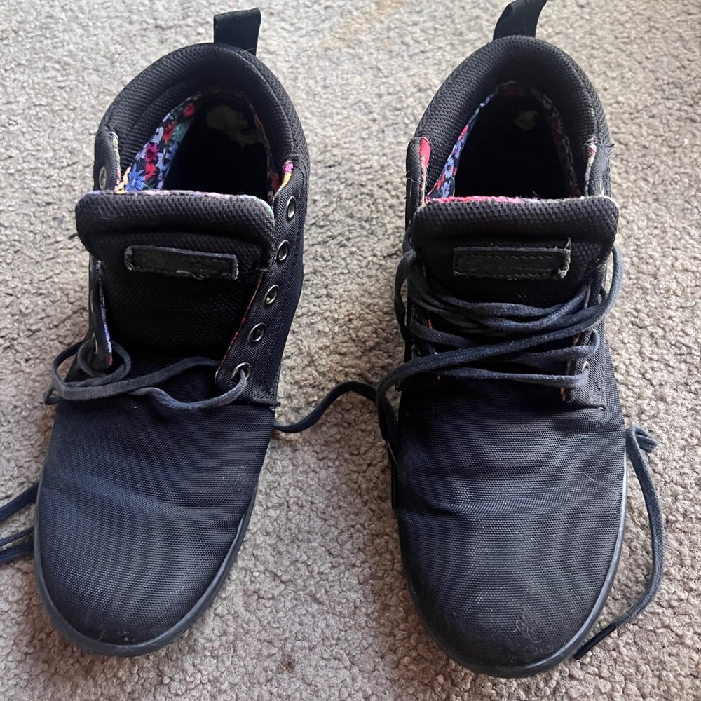 Black Dr Martens Belmont Ankle Bootie Womens Size 6